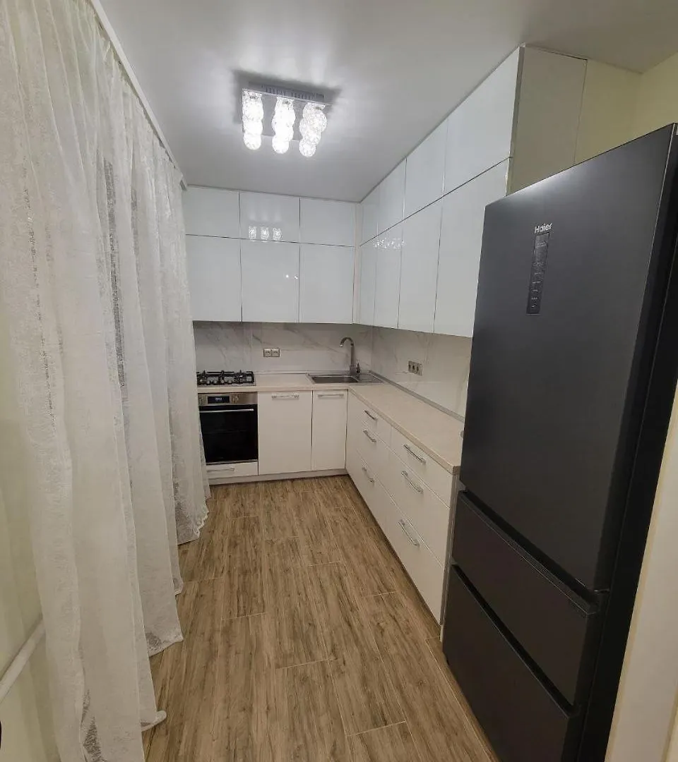 3-Room Luxury Apartment In The Center 基輔