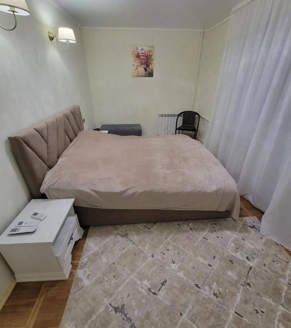 3-Room Luxury Apartment In The Center 基輔